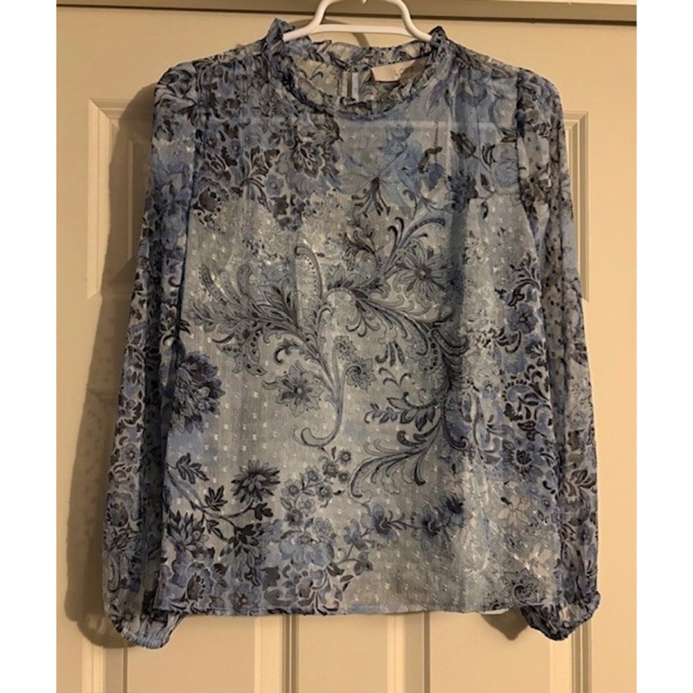 Loft long sleeve blouse with floral pattern, size XS petite, New with tags